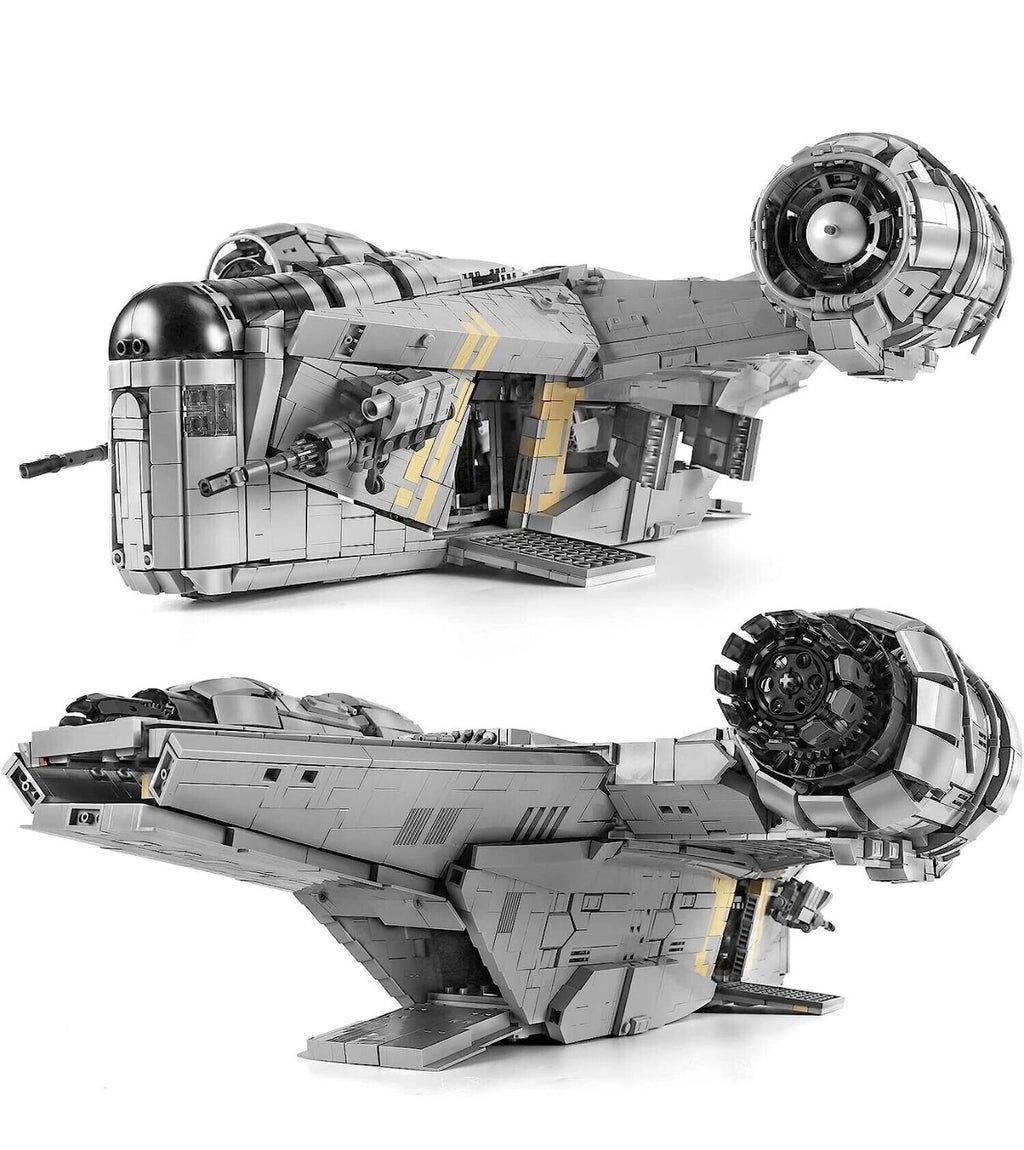 MOULD KING 21023 Large Razor Crest Starship – 5,018 Pieces
 - Retired / Limited Edition