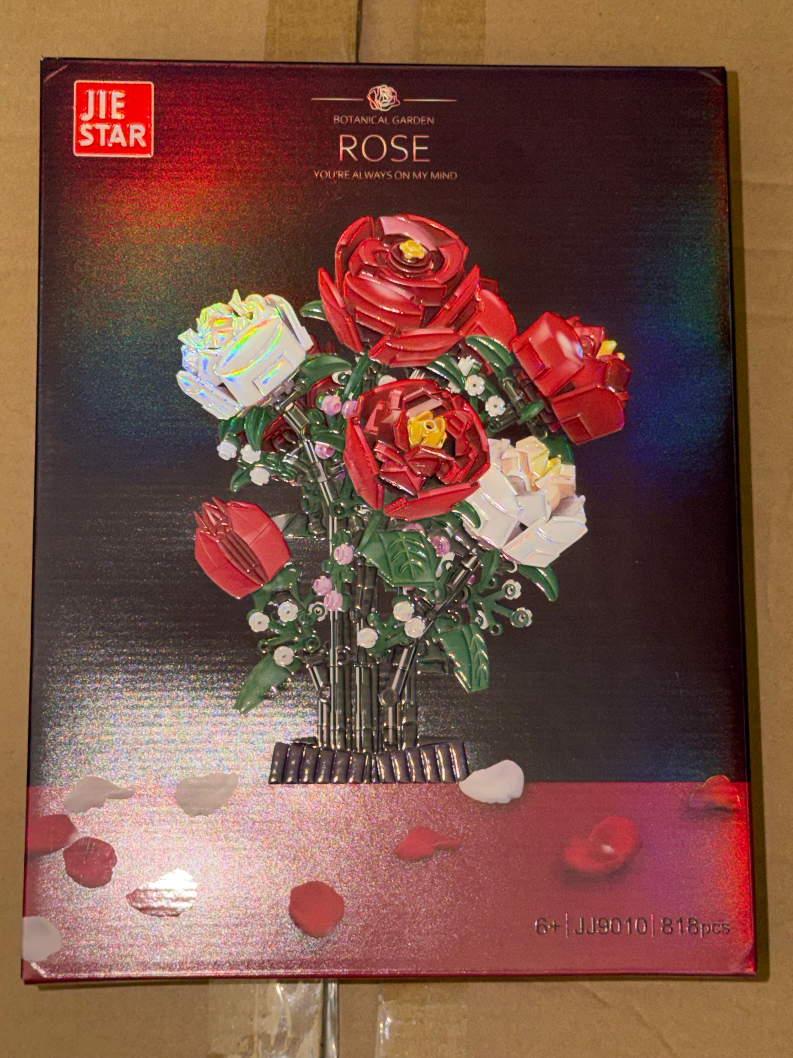 JIE STAR Botanical Garden Rose Bouquet Building Set – 818 Pieces